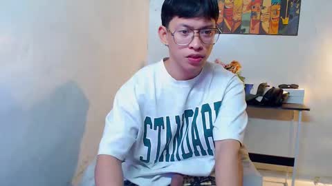 Snapshot of pinkcock_froi chatting on February 25, 12:25 am froi online show from February 25, 12:25 am