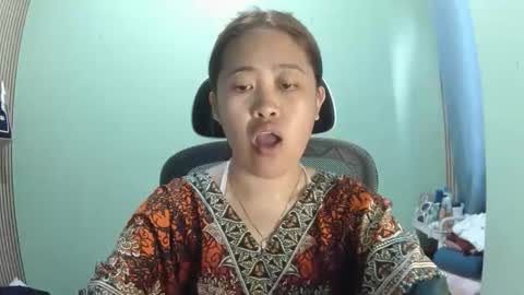 Hi  its me shine  online show from April 13, 4:07 am