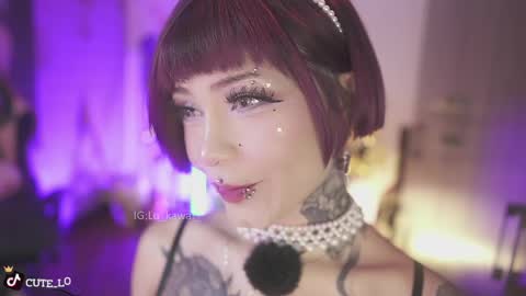 Snapshot of pinkloly69 chatting on May 2, 7:52 pm LUISA online show from May 2, 7:52 pm
