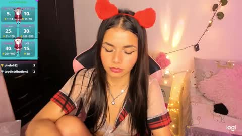 Sarah .. online show from December 27, 9:28 am