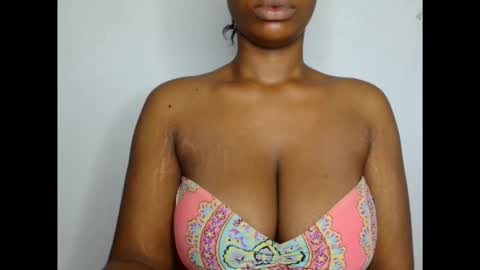 pinkxsugar online show from January 19, 6:50 am