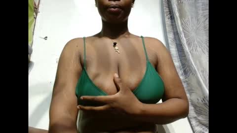 pinkxsugar online show from February 9, 8:51 am