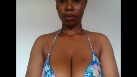 pinkxsugar online show from June 29, 9:26 am