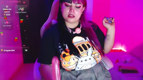 Snapshot of pinky_sexxx chatting on February 16, 1:03 am Pau online show from February 16, 1:03 am