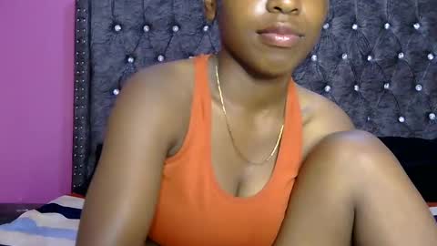 Snapshot of pinky_vy chatting on January 13, 3:58 pm pinky online show from January 13, 3:58 pm