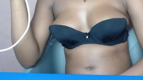 pinkyxxpussy online show from January 13, 10:15 pm