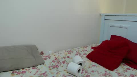 zenah online show from May 7, 11:26 am