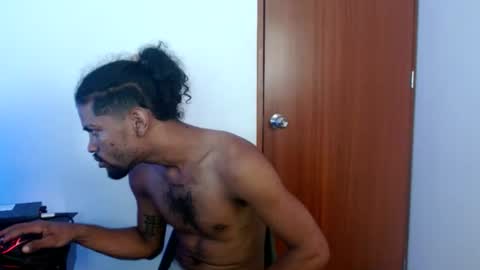 pinocho__ online show from February 4, 10:04 pm