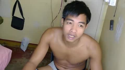 Snapshot of pinoy_brix chatting on June 20, 2:36 am pinoy_brix online show from June 20, 2:36 am