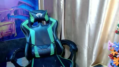 Snapshot of pinoy_fuckboy69 chatting on March 28, 4:39 pm pinoy_fuckboy69 online show from March 28, 4:39 pm
