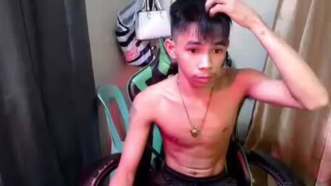 Snapshot of pinoy_oyd69 chatting on May 24, 7:57 am pinoy_oyd69 online show from May 24, 7:57 am