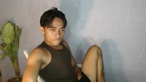 pinoy_palautogxxx online show from April 4, 3:09 pm