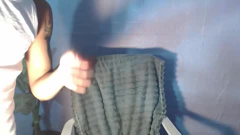 pinoy_palautogxxx online show from April 14, 3:18 pm