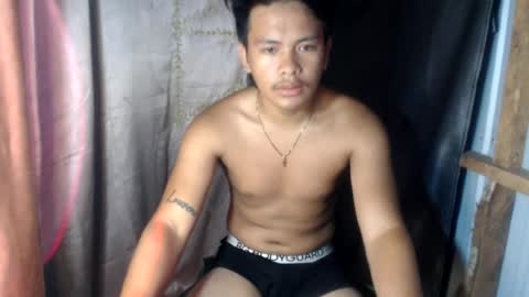 Snapshot of pinoy_sweetieboy69 chatting on July 20, 12:18 pm pinoy_sweetieboy69 online show from July 20, 12:18 pm