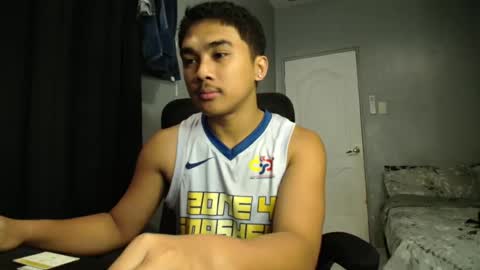 Snapshot of pinoyadriannexxx chatting on February 3, 4:10 am Adrianne online show from February 3, 4:10 am
