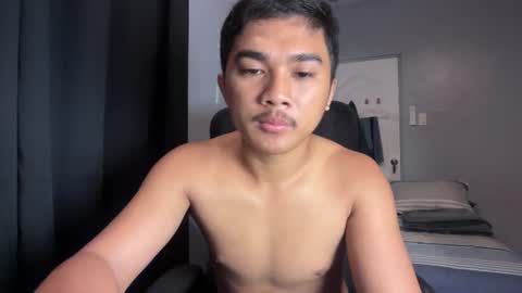 Snapshot of pinoyadriannexxx chatting on July 7, 2:03 am Adrianne online show from July 7, 2:03 am