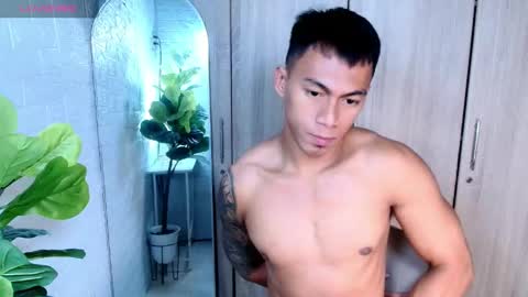 Snapshot of pinoymilker chatting on April 26, 3:53 pm ethan online show from April 26, 3:53 pm