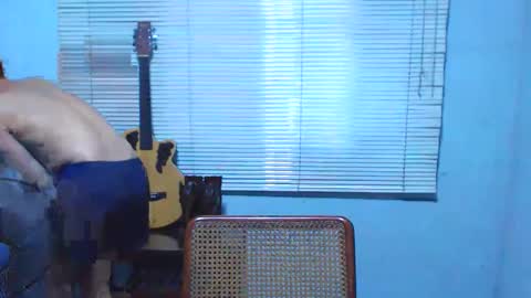 Snapshot of pinoytwinkcum chatting on June 10, 10:14 am john online show from June 10, 10:14 am