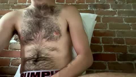 Snapshot of pintior chatting on May 29, 5:22 pm Pint online show from May 29, 5:22 pm