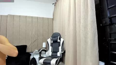 pipe hot04 online show from May 21, 3:02 am