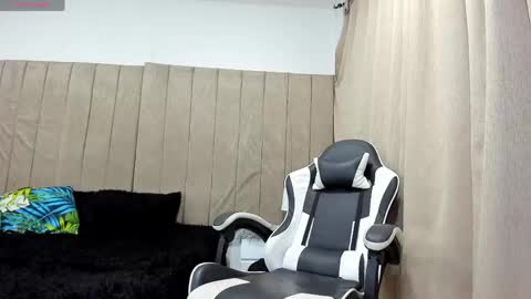 pipe hot04 online show from May 22, 3:13 am