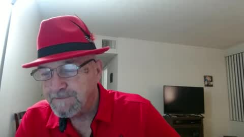 Snapshot of pipewizard chatting on January 14, 12:54 am pipewizard online show from January 14, 12:54 am