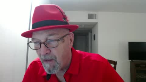 Snapshot of pipewizard chatting on January 28, 12:05 am pipewizard online show from January 28, 12:05 am