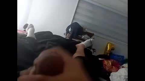 pirahna1012 online show from March 19, 5:22 am