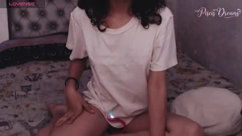 Snapshot of piscis_dreams chatting on July 7, 11:25 am PiscisDreams online show from July 7, 11:25 am