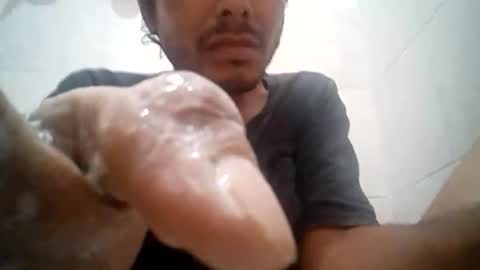 Snapshot of pitocho23 chatting on January 18, 8:51 am Pitocho online show from January 18, 8:51 am