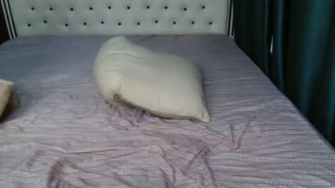 pixel online show from April 13, 8:42 am