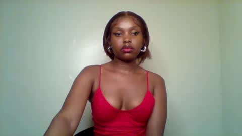 Snapshot of pixie_roman chatting on March 20, 5:29 pm Majesty online show from March 20, 5:29 pm