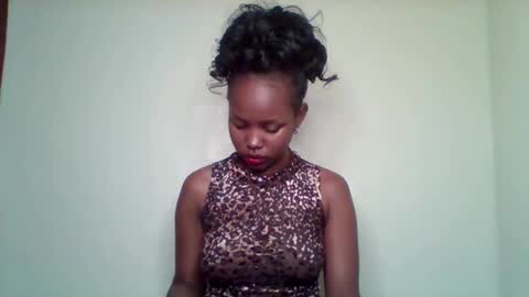 Snapshot of pixie_roman chatting on April 17, 3:53 am Majesty online show from April 17, 3:53 am