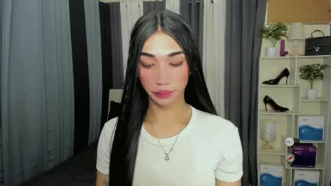 Snapshot of pixiedoll_ chatting on March 17, 5:33 am pixiedoll_ online show from March 17, 5:33 am