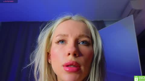 Emmy and Edward online show from April 3, 1:20 pm