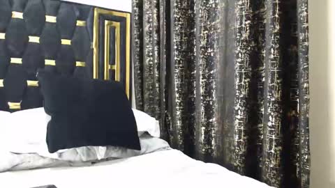 pixietease1 online show from February 18, 5:20 pm