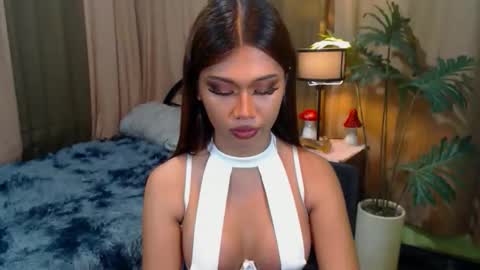 pixiewinky online show from October 23, 6:13 am