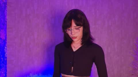 cris online show from March 16, 1:44 am