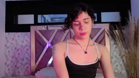 Snapshot of pixy_20 chatting on April 30, 9:30 pm cris online show from April 30, 9:30 pm