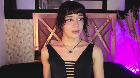 Snapshot of pixy_20 chatting on May 7, 8:14 pm cris online show from May 7, 8:14 pm