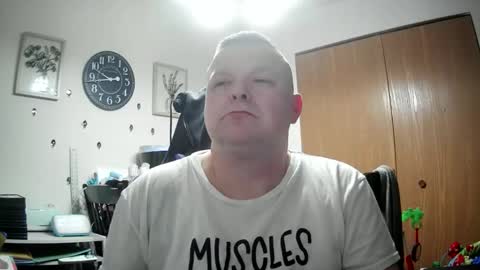 pkgotnos1 online show from January 14, 3:01 am