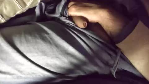 Snapshot of platoniclov chatting on April 22, 12:24 am platoniclov online show from April 22, 12:24 am
