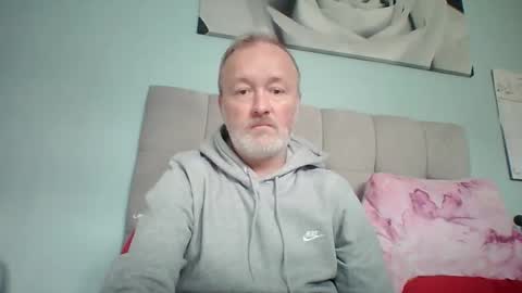 Snapshot of plattsy201283 chatting on February 23, 12:13 pm plattsy201283 online show from February 23, 12:13 pm