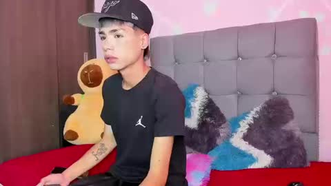 Snapshot of playboy_bunnyy chatting on September 12, 4:18 pm playboy_bunnyy online show from September 12, 4:18 pm