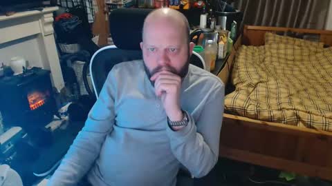 Snapshot of playboy_horny chatting on January 18, 9:51 pm playboy_horny online show from January 18, 9:51 pm