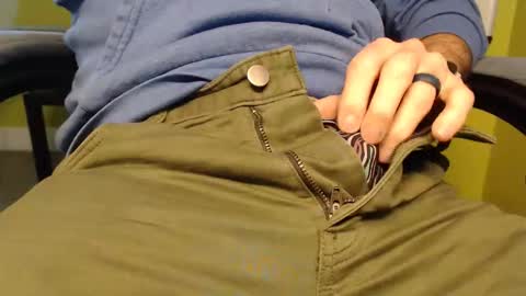 Snapshot of playful_hon chatting on February 22, 10:08 pm playful_hon online show from February 22, 10:08 pm