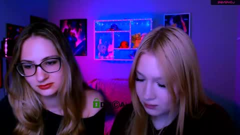 Sophie online show from April 15, 7:32 pm