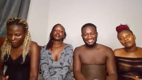 Snapshot of playhouse_crew chatting on April 30, 12:39 am jagau palomaivy and lucian online show from April 30, 12:39 am