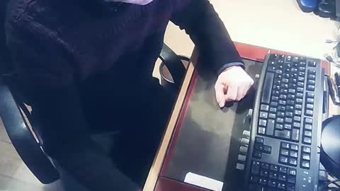 Snapshot of playingch chatting on February 10, 8:18 am littlenounours online show from February 10, 8:18 am