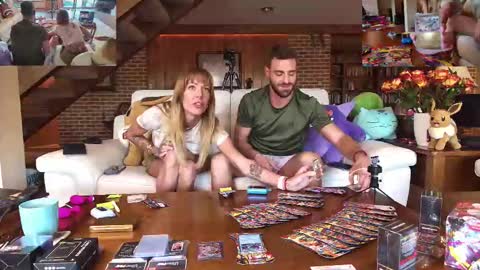 Snapshot of playtimewithv chatting on September 27, 10:59 pm Horny Housewife V Husband online show from September 27, 10:59 pm